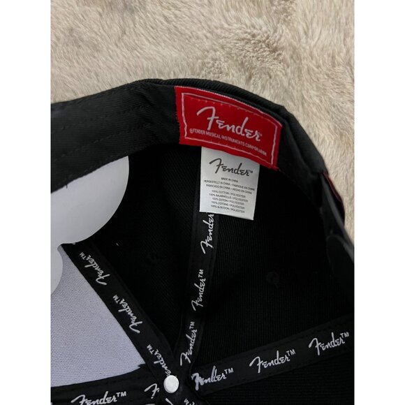 Fender Camo Flatbill Hat With Red Logo & Snapback Closure - Picture 7 of 9